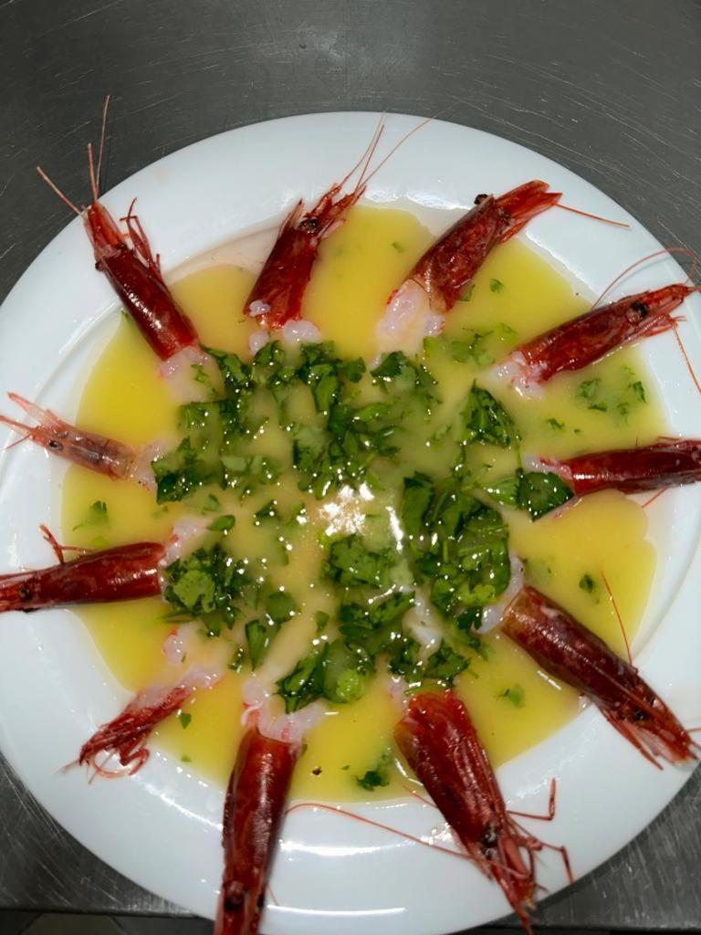 "Frogs House" Hotel & Restorant Slow Food Lushnjë Zewnętrze zdjęcie